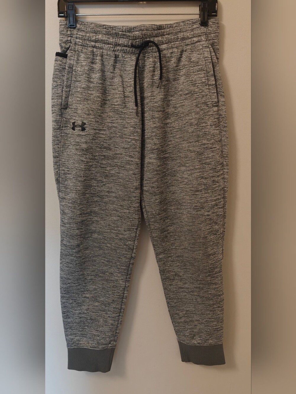 Under Armour Men's Heather Gray Jogger Sweatpants with Black Drawstring